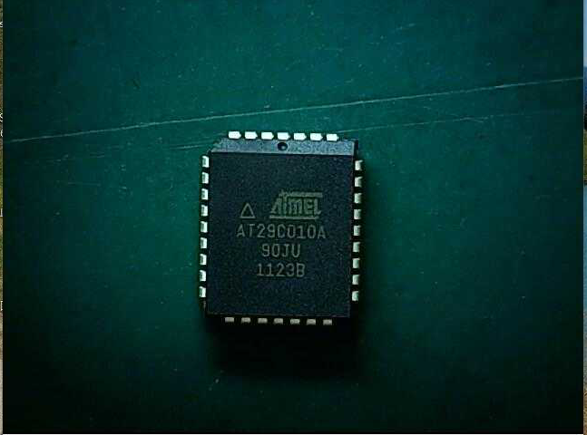 AT29C010A-90JU