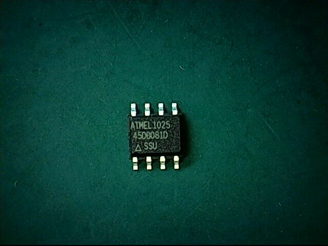 AT45DB081D-SSU