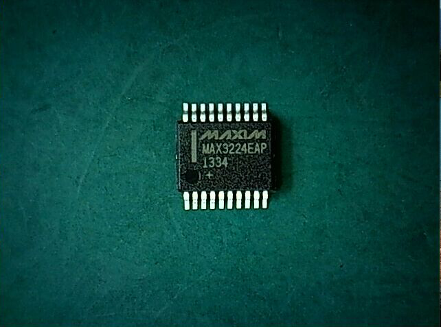 MAX3224EAP-PLUS